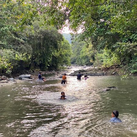 Hakata Lejja Near Natural Hot Spring Batu-Batu Eksteriør billede